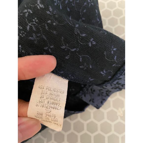 Forever 21 Juniors Skirt Size 9 Blue Satin Floral Embroidered Fairy Grunge Y2K - Picture 4 of 7